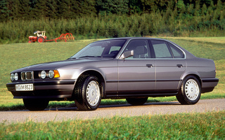 BMW 5 Series (1987) (#82346)