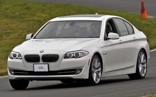 BMW 5 Series (2011) US (#82482)