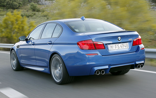 BMW M5 (2011) (#82637)