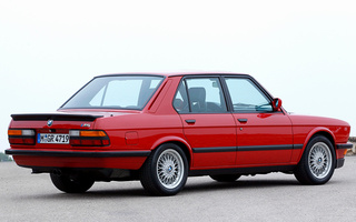 BMW M5 (1985) (#82645)