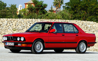 BMW M5 (1985) (#82646)