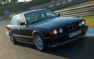 BMW M5 (1988) (#82654)