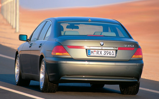 BMW 7 Series (2001) (#82814)