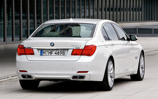 BMW 7 Series [LWB] (2008) (#82866)