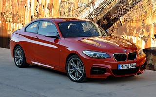 BMW M235i Coupe (2014) (#84481)