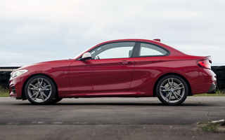 BMW M235i Coupe (2014) ZA (#84514)