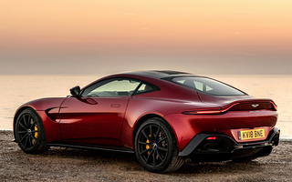 Aston Martin Vantage (2018) UK (#85037)