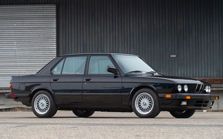 BMW M5 (1986) US (#85102)