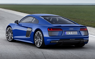 Audi R8 Coupe E-Tron (2015) (#87615)