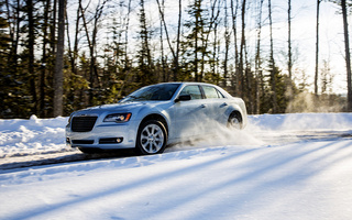 Chrysler 300 Glacier (2013) (#8896)