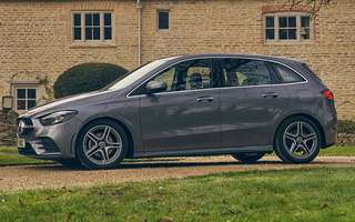 Mercedes-Benz B-Class AMG Line (2019) UK (#89213)