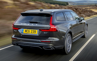 Volvo V60 Cross Country (2019) UK (#89261)