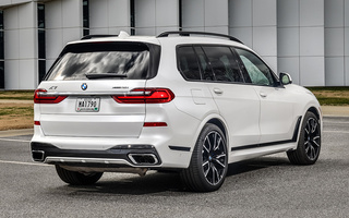 BMW X7 M Sport (2020) US (#90059)