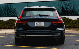 Volvo V60 Inscription (2019) US (#90581)