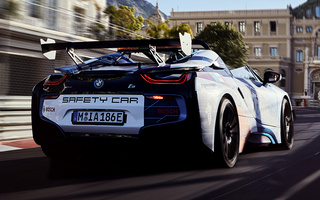 BMW i8 Roadster Formula E Safety Car (2019) (#90946)