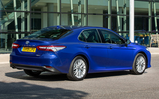 Toyota Camry Hybrid (2019) UK (#91457)