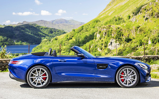 Mercedes-AMG GT S Roadster (2019) UK (#92148)