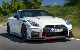 Nissan GT-R Nismo (2019) UK (#92594)