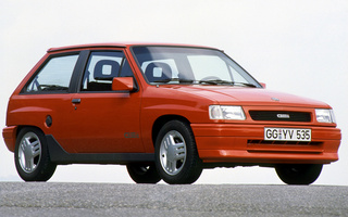 Opel Corsa GSi [3-door] (1990) (#93202)