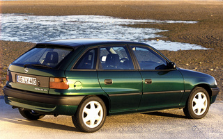 Opel Astra [5-door] (1994) (#93553)