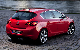 Opel Astra (2009) (#93676)