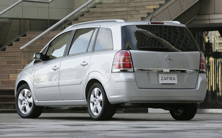 Opel Zafira (2005) JP (#94010)