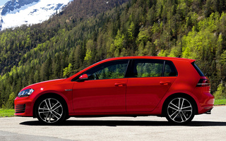 Volkswagen Golf GTD 5-door (2013) (#9414)