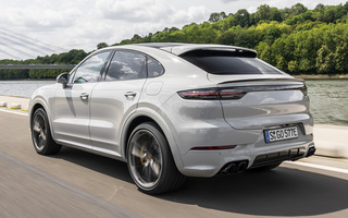 Porsche Cayenne Turbo S E-Hybrid Coupe SportDesign Package (2019) (#94862)