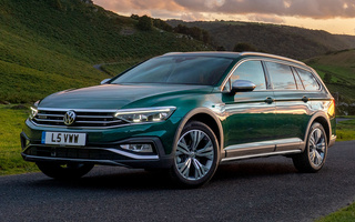 Volkswagen Passat Alltrack (2019) UK (#95544)