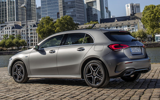 Mercedes-Benz A-Class Plug-In Hybrid AMG Line (2019) (#95639)