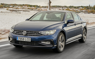 Volkswagen Passat R-Line (2019) (#96822)