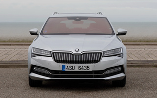 Skoda Superb iV Combi Laurin & Klement (2019) (#96909)