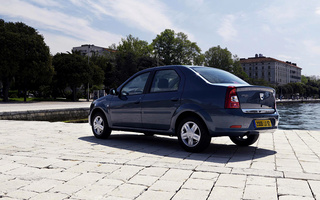 Dacia Logan (2008) (#978)