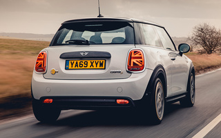 Mini Cooper S E [3-door] (2020) UK (#98667)