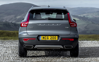 Volvo XC40 Twin Engine Inscription (2020) UK (#98777)