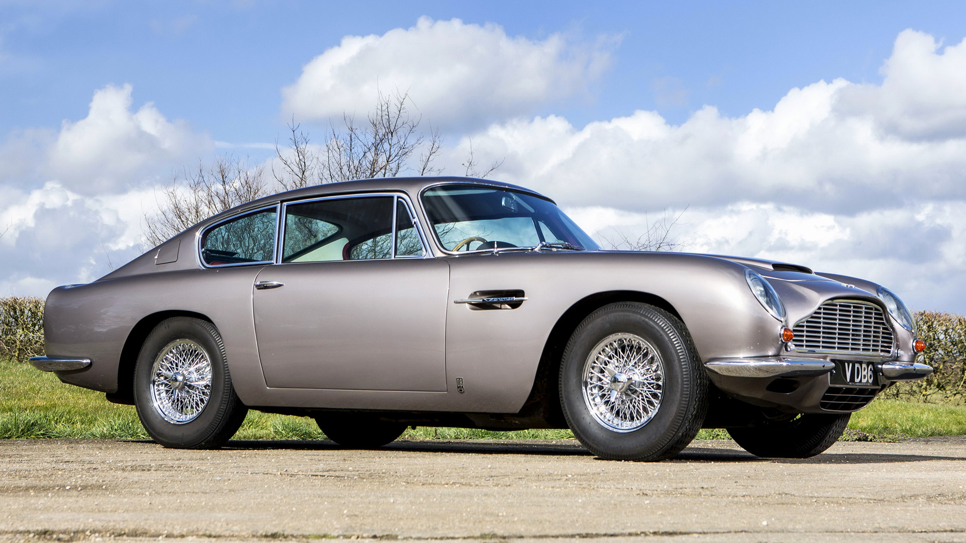 1965 Aston Martin DB6 Vantage