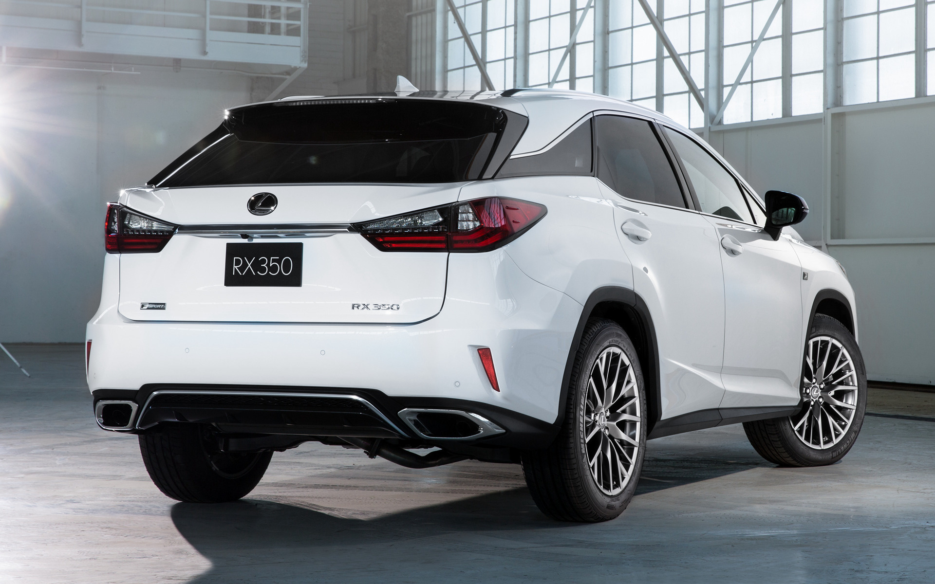 Lexus rx 2016. Lexus RX F Sport 2016. Lexus RX 300 2016 зад. Лексус RX 2019 зад. Лексус РХ 350 Ф спорт 2016.