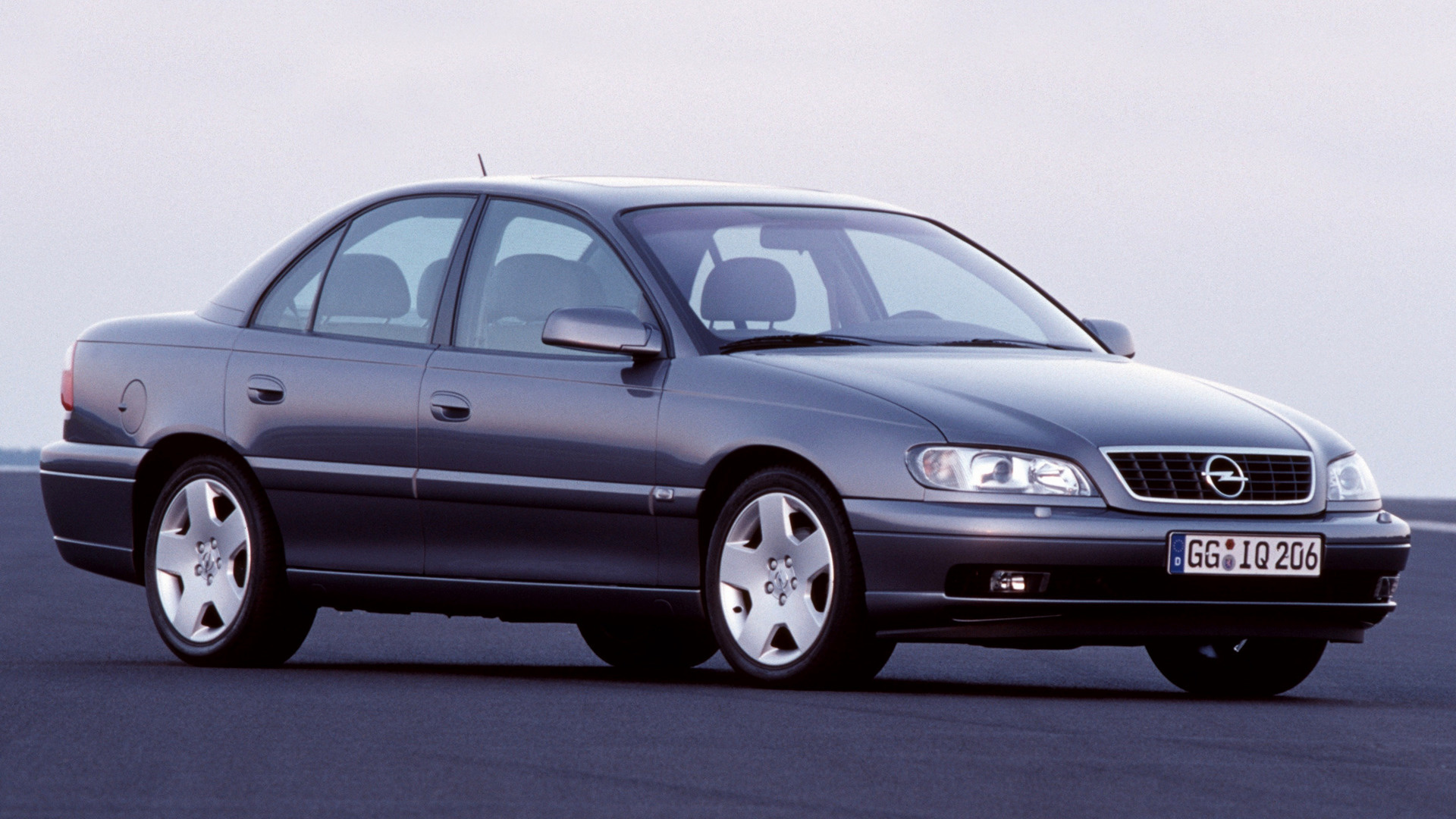 Opel Omega 2002