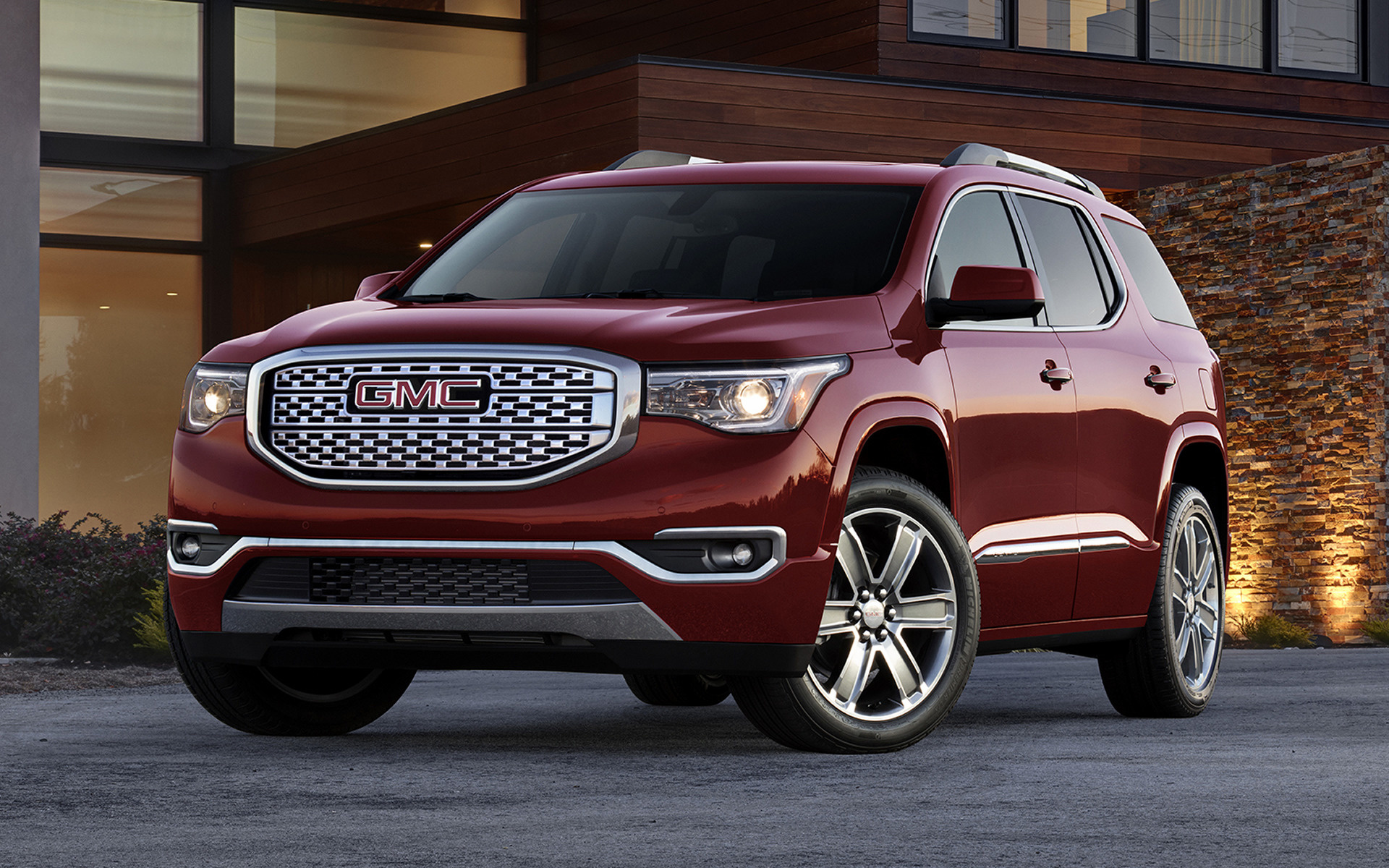 Американские автомобили в россии. GMC Acadia 2022. GMC Acadia 2017. GMC Acadia 2019. GMC Acadia Denali 2017.