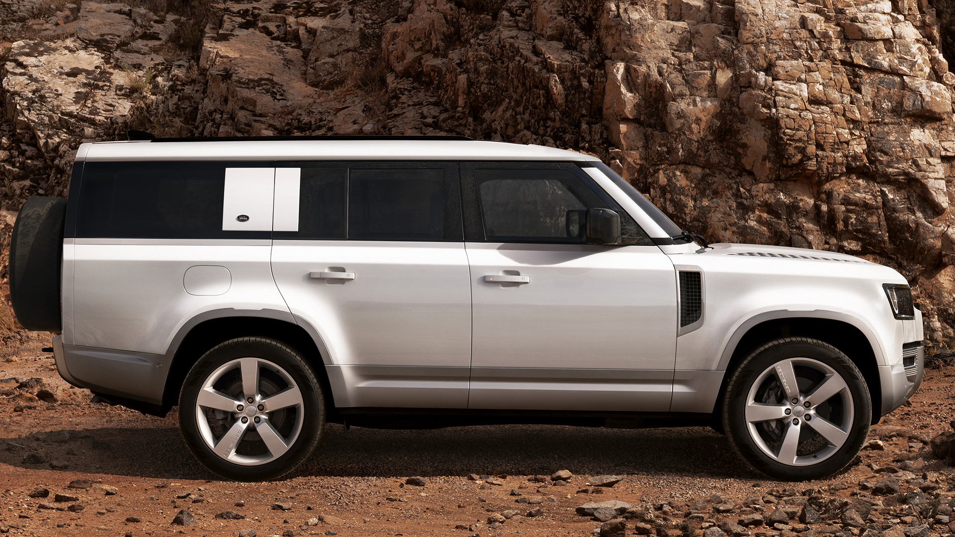 Land rover 130