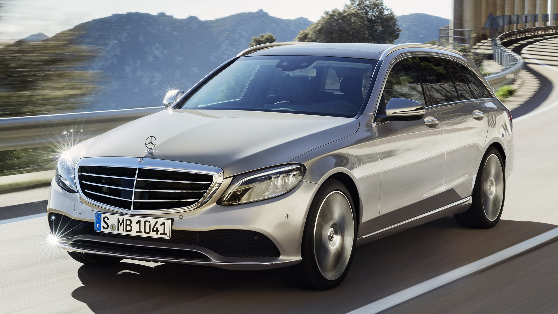 2018 Mercedes-Benz C-Class Estate with classic grille - Wallpapers and
