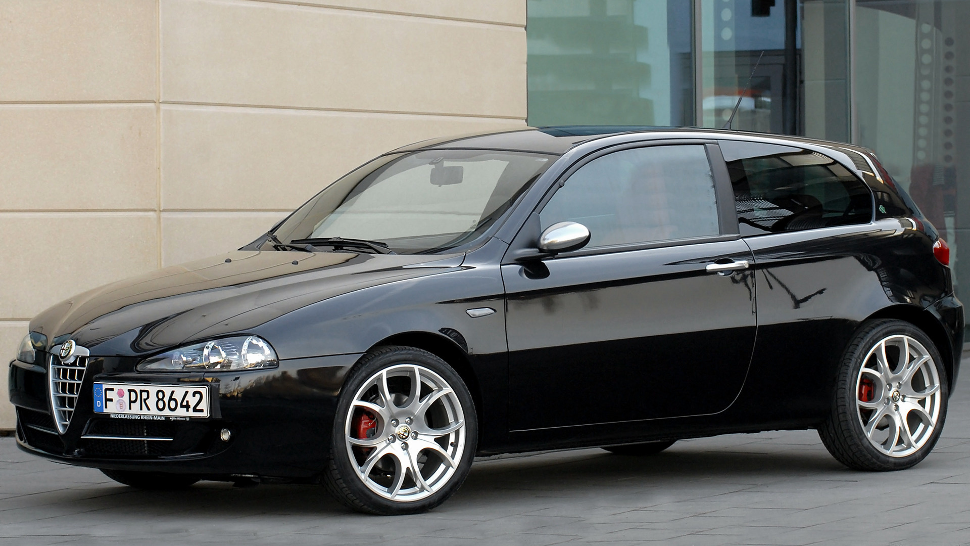 File:2010 Alfa Romeo 147 Moving.JPG - Wikimedia Commons