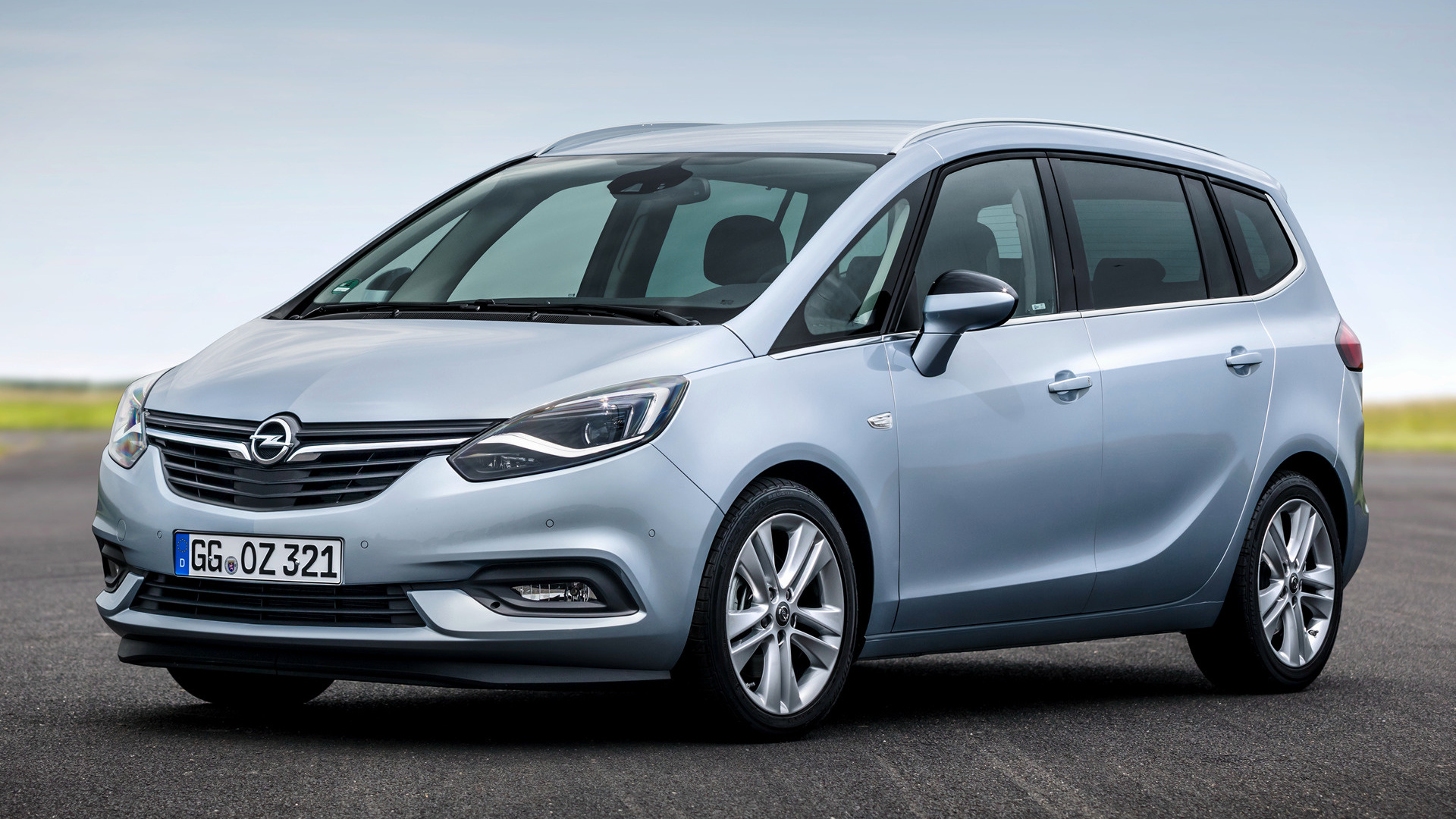 Опель зафира 2014 год. Опель Зафира Турер 2018. Opel Zafira c. Opel Zafira 2011. Opel Zafira Tourer c 2017.