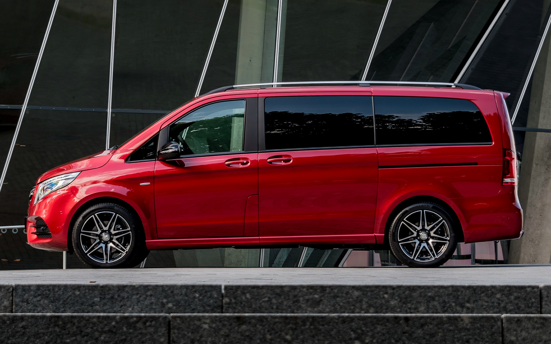 mercedes benz v class designo hyacinth red metallic long car wallpaper 71919