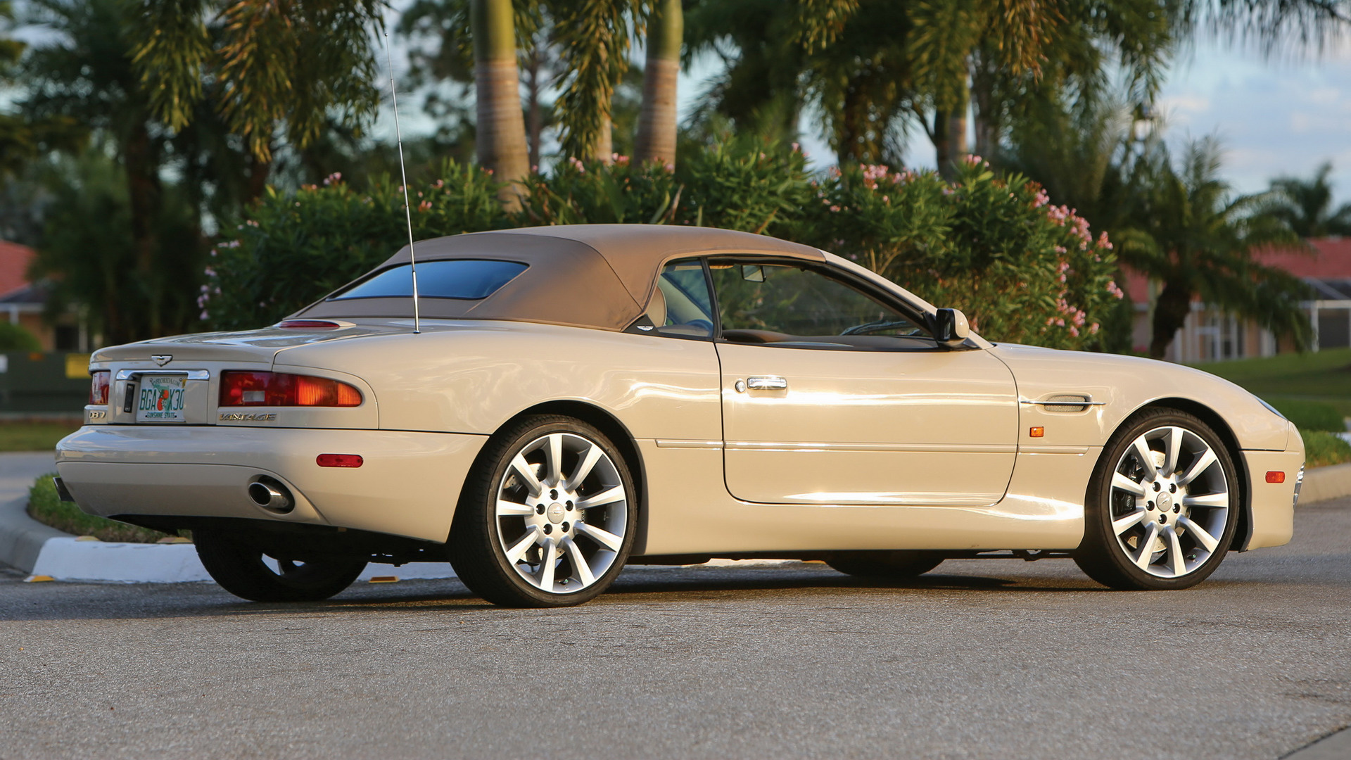 Classic Luxury: 1999 Aston Martin DB7 Vantage Volante