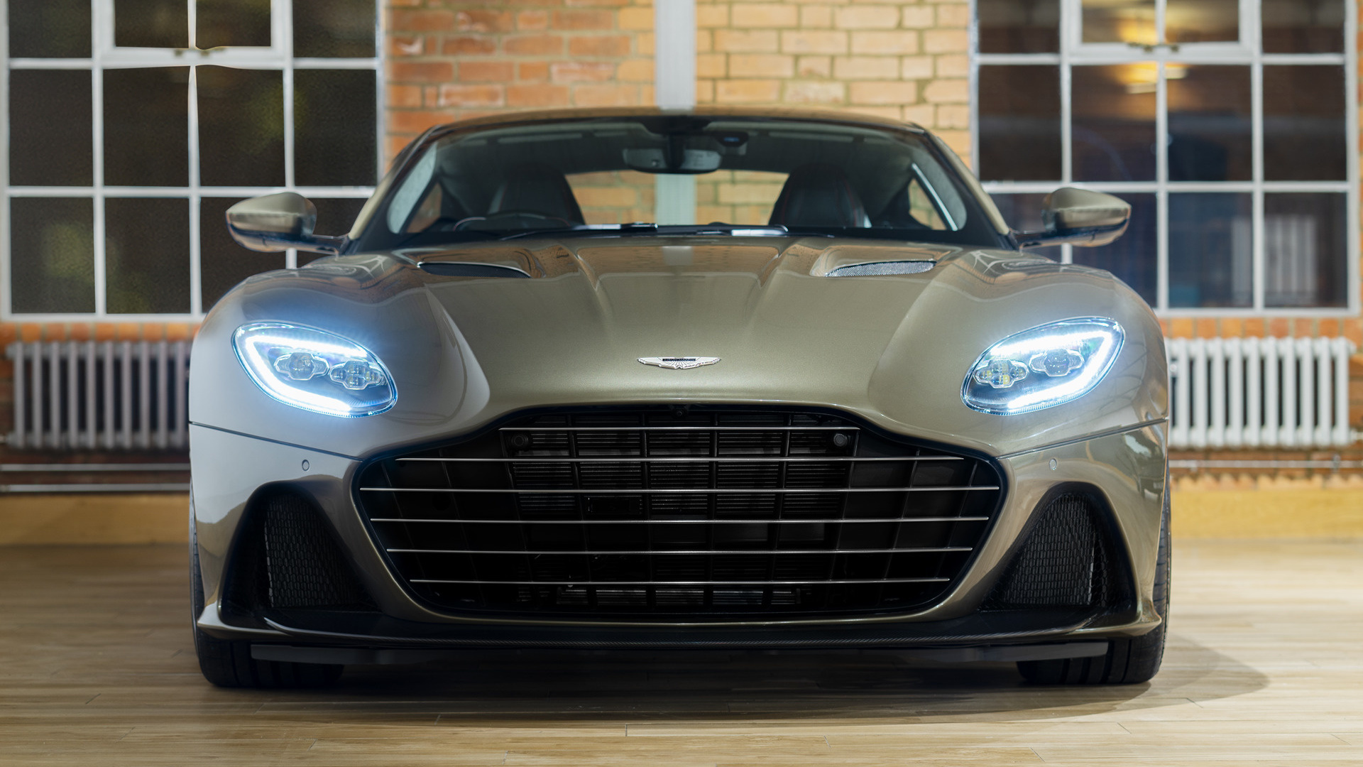 2019 Aston Martin DBS Superleggera OHMSS Edition