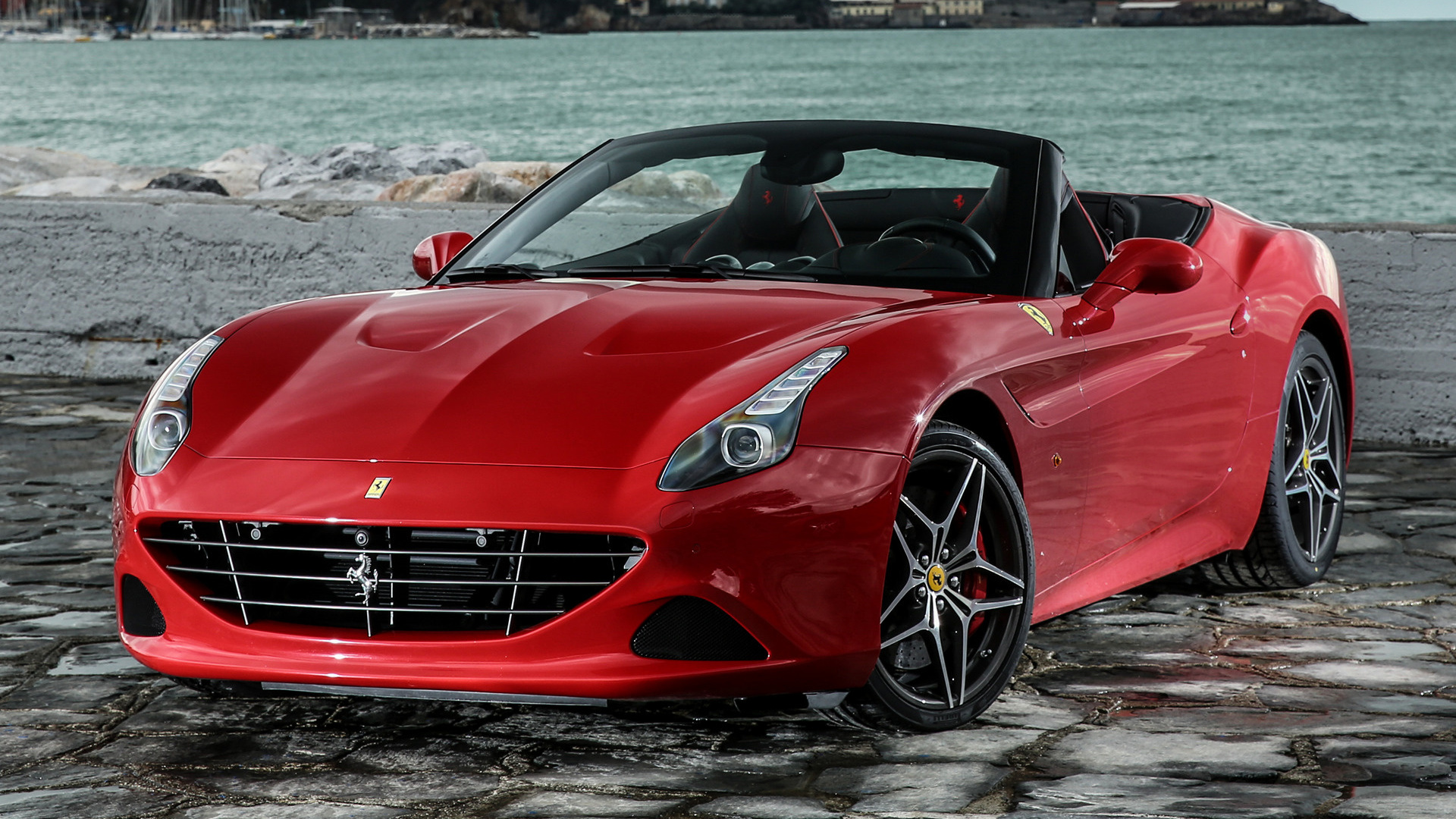 2016 Ferrari California T HS