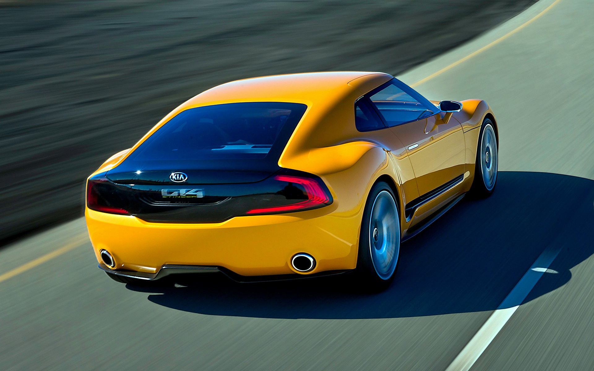 Gt4 gold. Kia gt4 Stinger. Kia gt4 Stinger Concept. Kia gt4 Stinger 2020. Киа Стингер 2014.