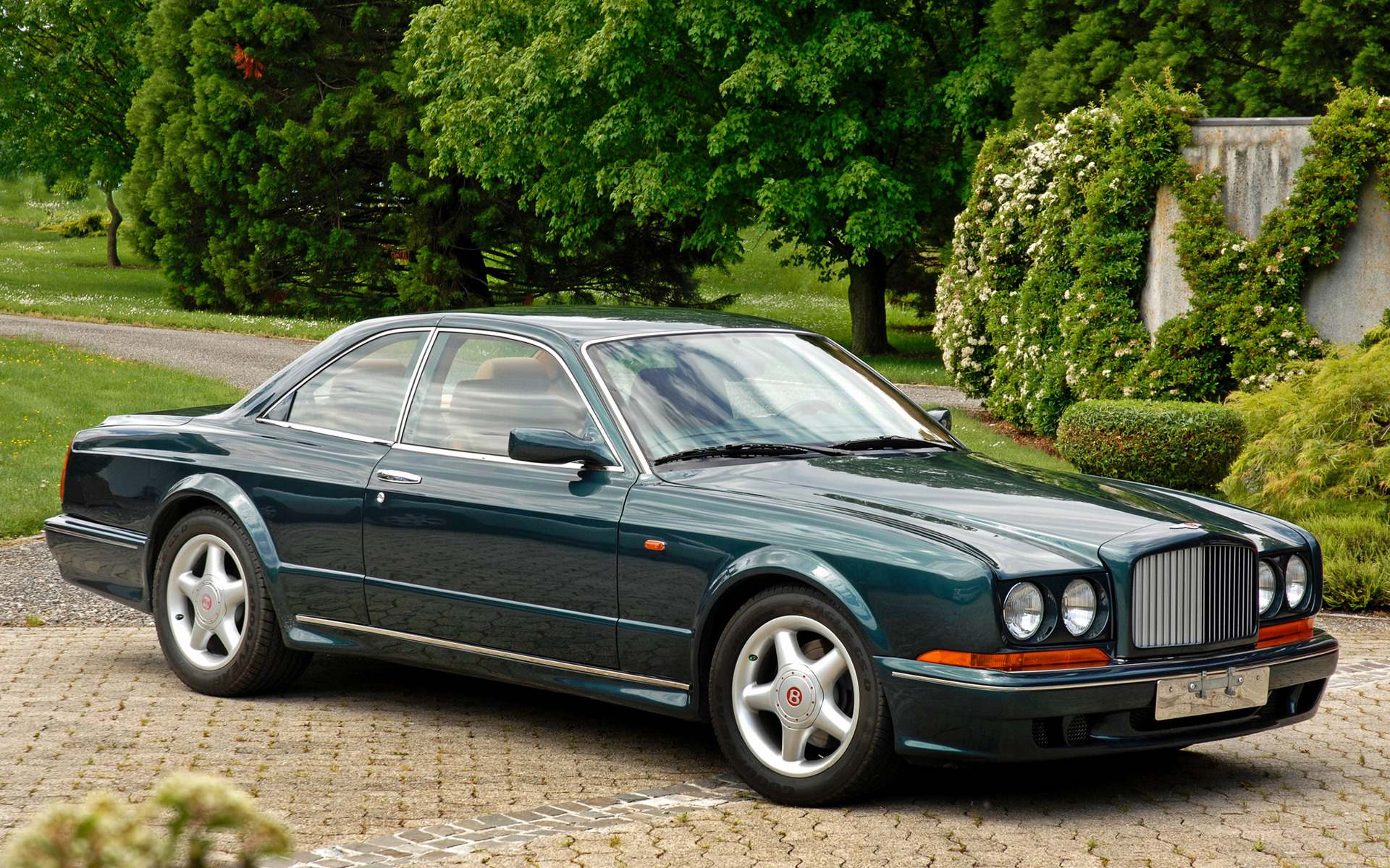 Bentley plain 16
