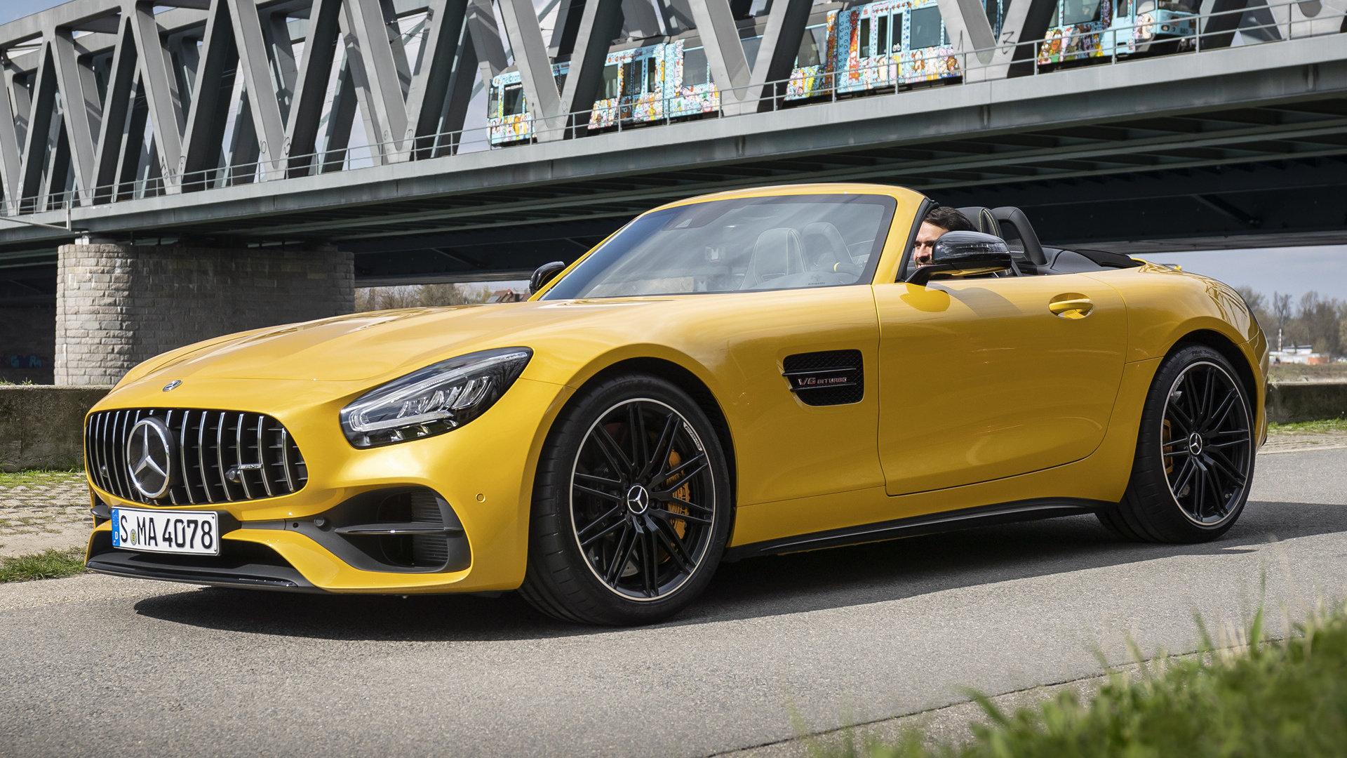 2019 Mercedes AMG GT S Roadster